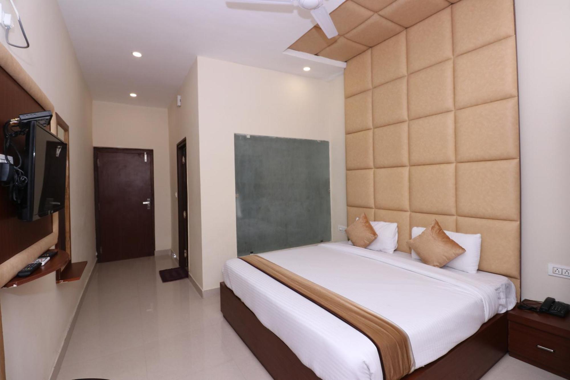 Hotel Dev Ganga Haridwar Exterior photo