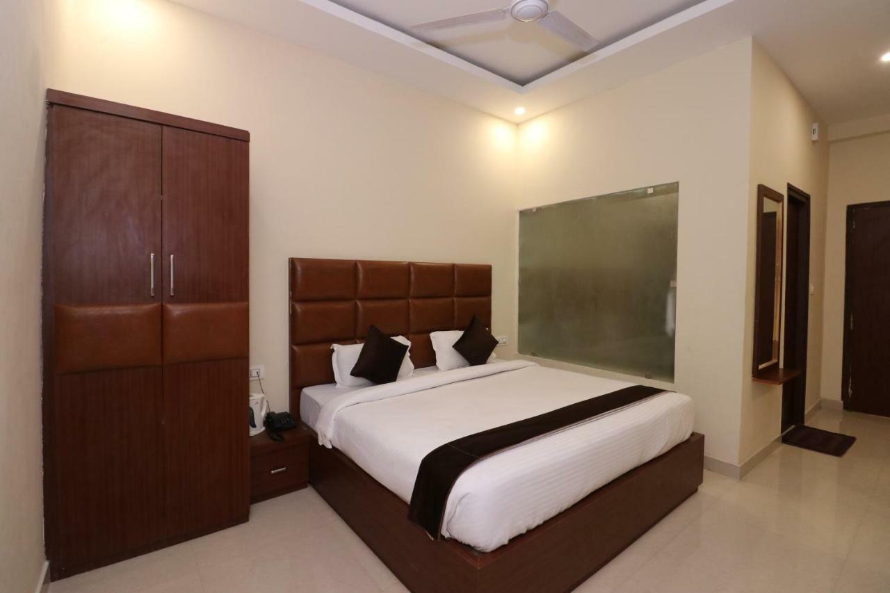 Hotel Dev Ganga Haridwar Exterior photo